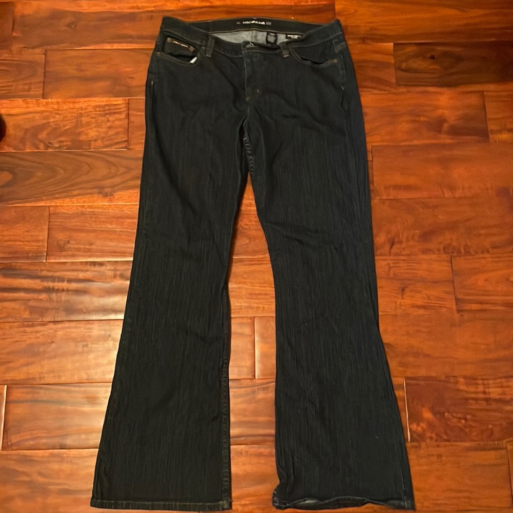 DKNY boot cut jeans never worn